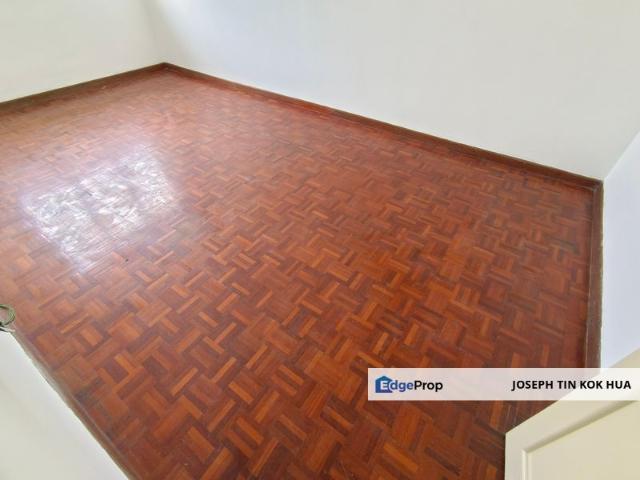 House for sale in Country Heights Damansara, Kuala Lumpur