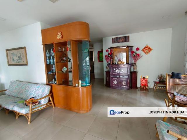 House for sale in Country Heights Damansara, Kuala Lumpur