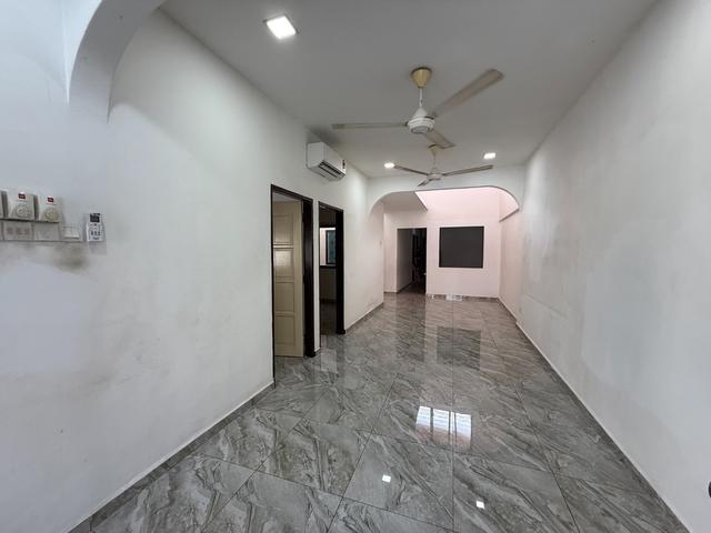 Terraced House for rent in Country Heights Damansara, Kuala Lumpur