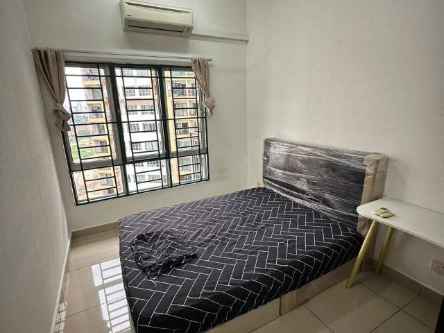Room for rent in Taman Perindustrian OUG, Kuala Lumpur