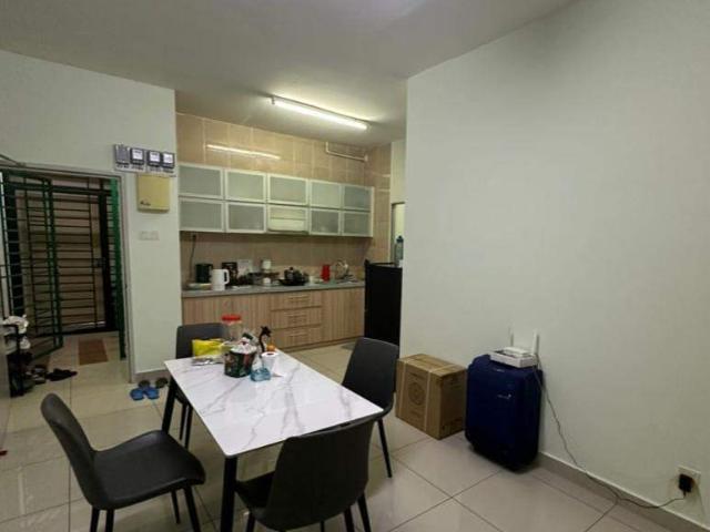 Room for rent in Taman Perindustrian OUG, Kuala Lumpur