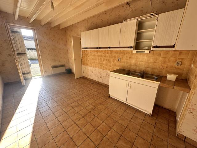 Maison vente à Fontenay-le-Comte, Benet