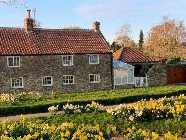 House for sale in High Field, York