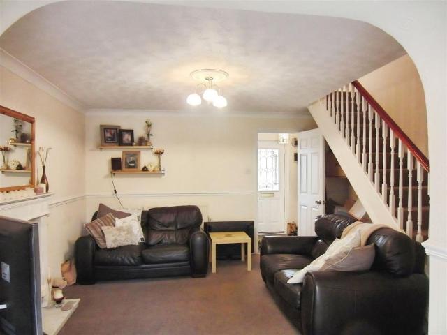 House for rent in Oulton, West Yorkshire