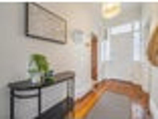 House for sale in Days Bay, Wellington