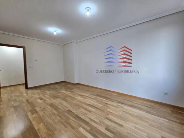 Apartamento en alquiler en O Vinteún, Ourense