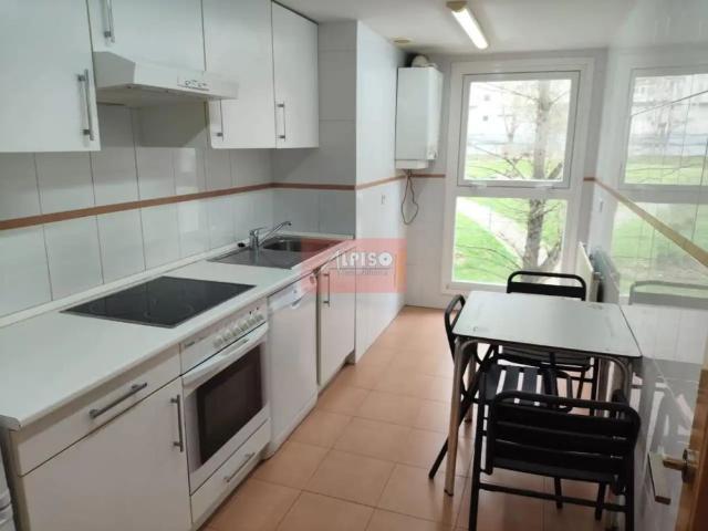 Apartamento en alquiler en Montealegre, Ourense