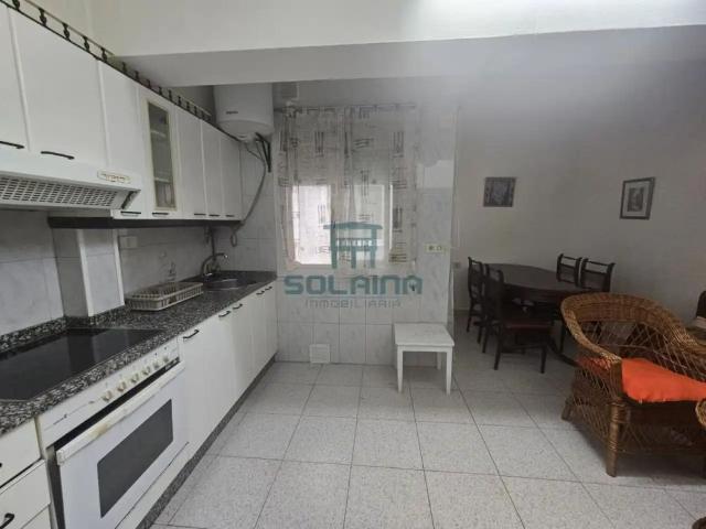 Apartamento en alquiler en Montealegre, Ourense