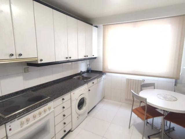 Apartamento en alquiler en As Lagoas, Ourense