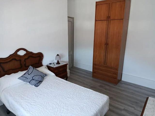 Apartamento en alquiler en As Lagoas, Ourense