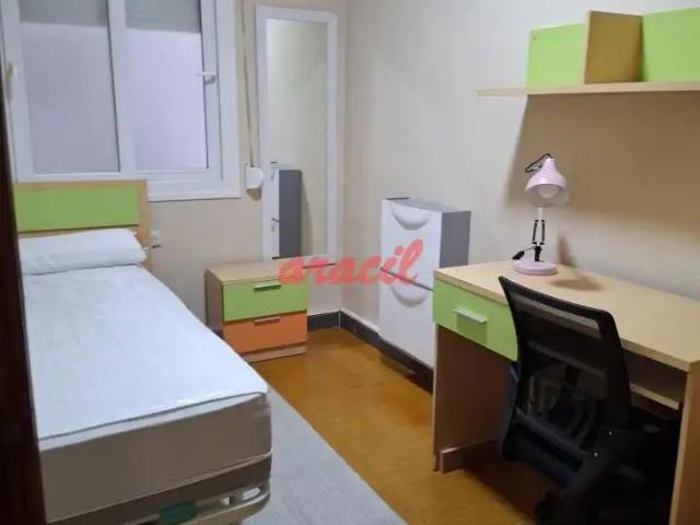 Apartamento en alquiler en Centro, Ourense