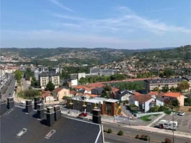 Apartamento en alquiler en As Lagoas, Ourense