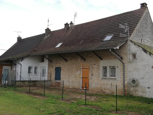 Maison location à Louhans-Châteaurenaud, Ouroux-sur-saône