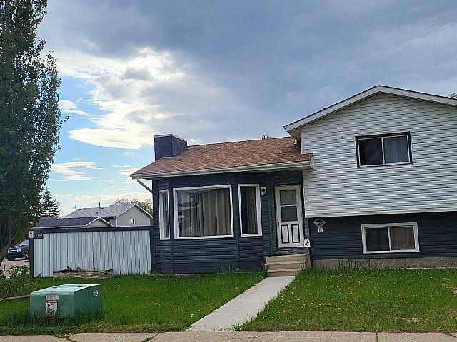 House for sale in Edmonton