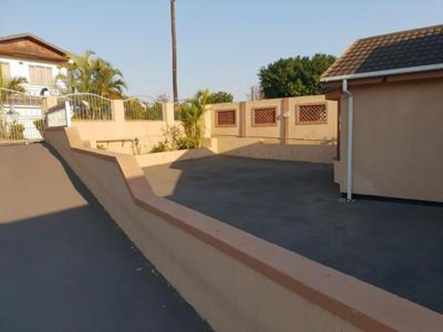 Apartment for rent in Mount Moreland, Kwazulu-natal