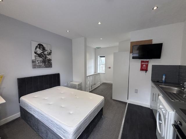 Apartment for rent in Springwood, Huddersfield