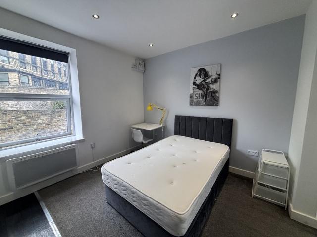 Apartment for rent in Folly Hall, Kirklees