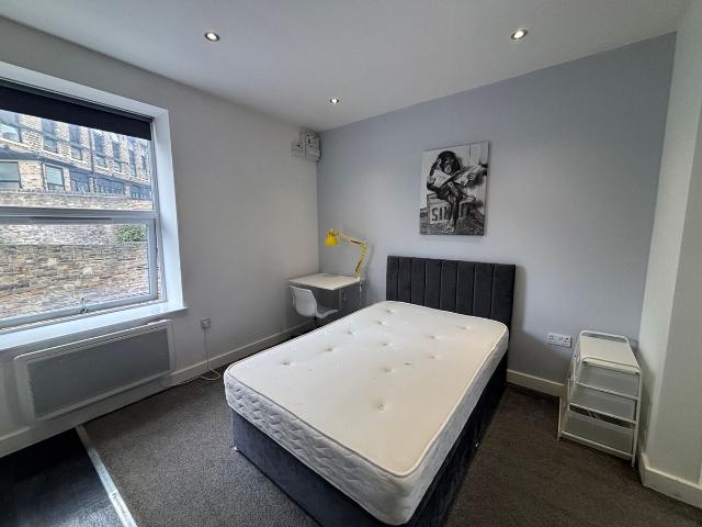 Apartment for rent in Folly Hall, Kirklees