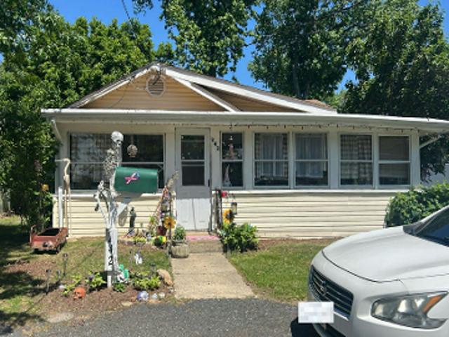 House for sale in Cliffwood, New Jersey