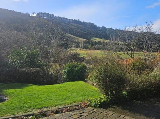 House for rent in Otakou