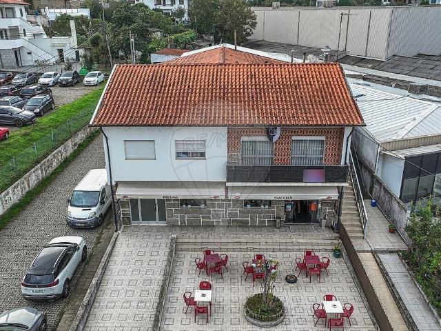 Loja venda em Nespereira, Guimarães