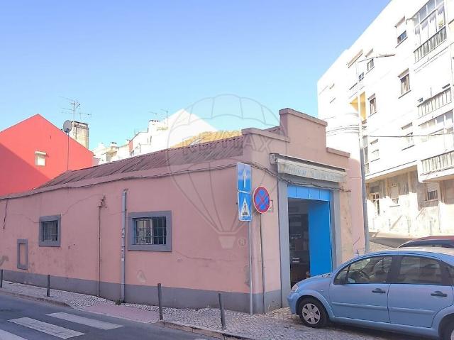Loja venda em Queluz, Lisboa