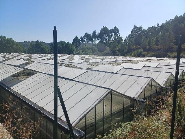 Loja alugar em Rio Mau, Avessadas e Rosém