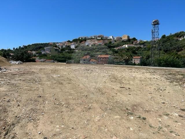 Loja alugar em Bairro das Loureiras, Loures