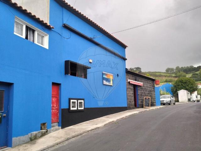 Ponto Comercial alugar em Ilha De São Miguel