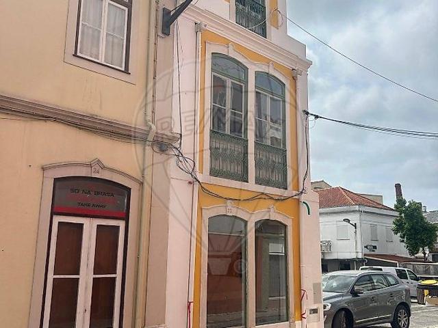 Casa alugar em Marinha Grande, Leiria