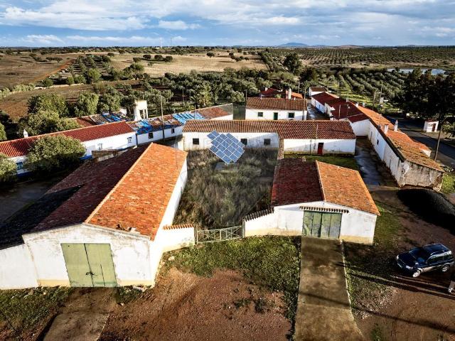 Quinta venda em Alcaria Ruiva, Beja
