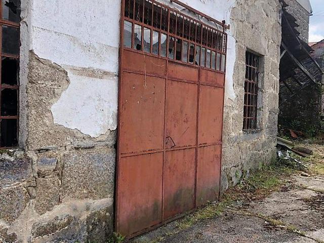 Armazém venda em Mouraz e Vila Nova da Rainha, Tondela