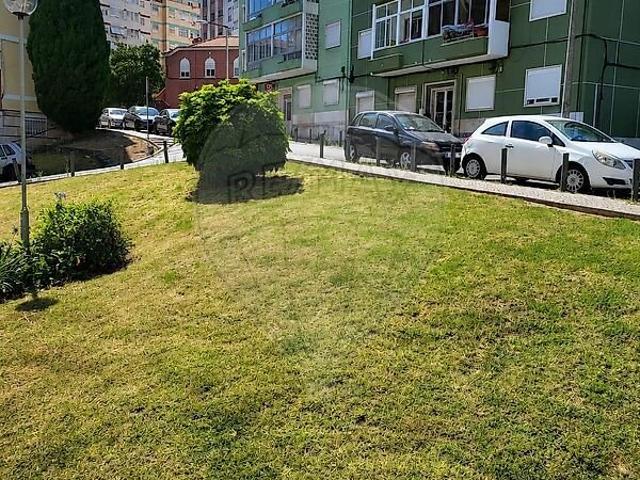 Loja alugar em Bairro dos Cágados, Odivelas