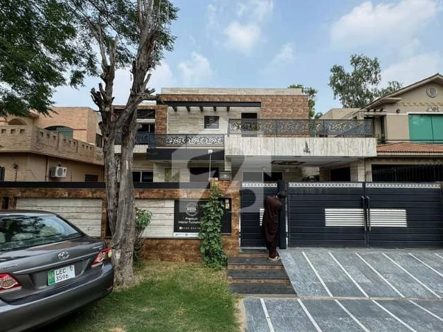 House for sale in لاہور, لاہور ڈویژن