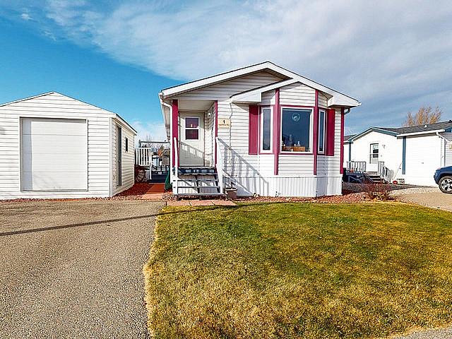 House for sale in Alberta
