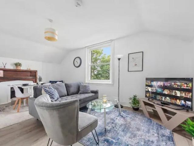 Apartment for rent in Archway, Greater London