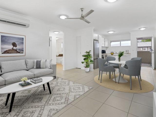 Apartment for sale in Redlynch, Queensland