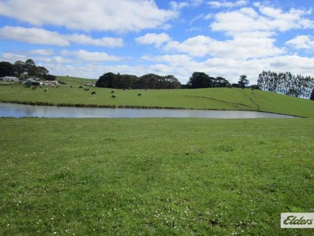 Cottage for sale in Preston, Tasmania