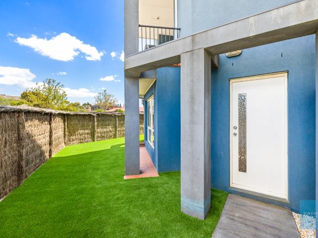 Townhouse for sale in Camerons Creek, Victoria