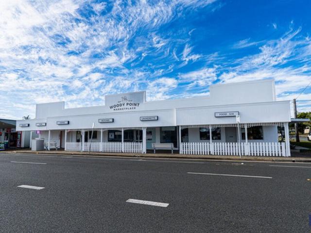 Retail for rent in Toombul, Queensland