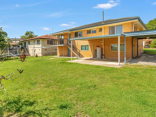 House for sale in Mansfield, Greater Brisbane
