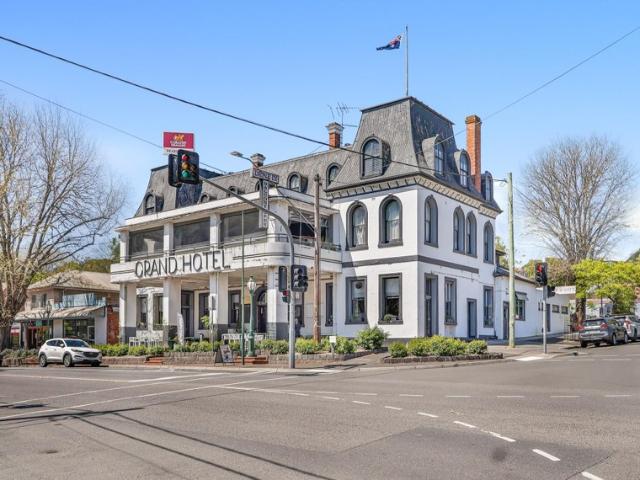 Townhouse for sale in Healesville, Melbourne