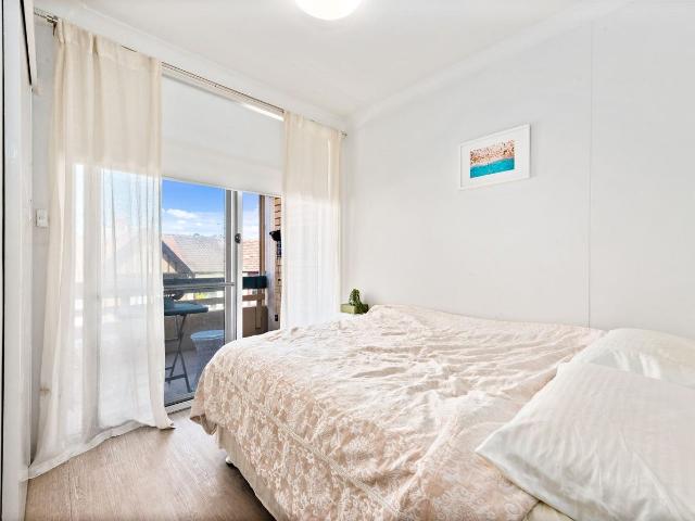 Granny Flat for sale in Bondi, New South Wales