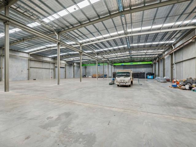 Warehouse for rent in Wattleup, Western Australia