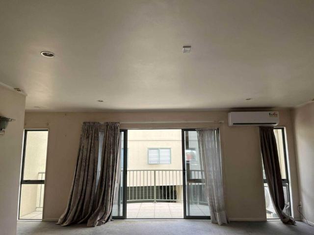 Townhouse for rent in Onehunga, Maungakiekie-Tāmaki
