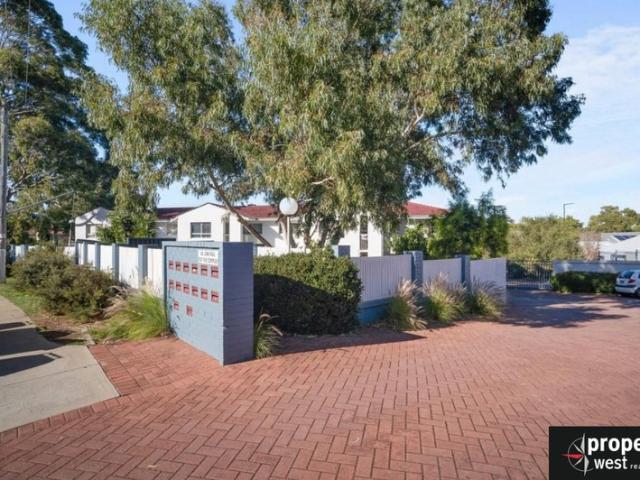 Apartment for sale in Girrawheen, Western Australia