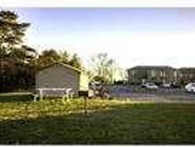 House for rent in Greendale