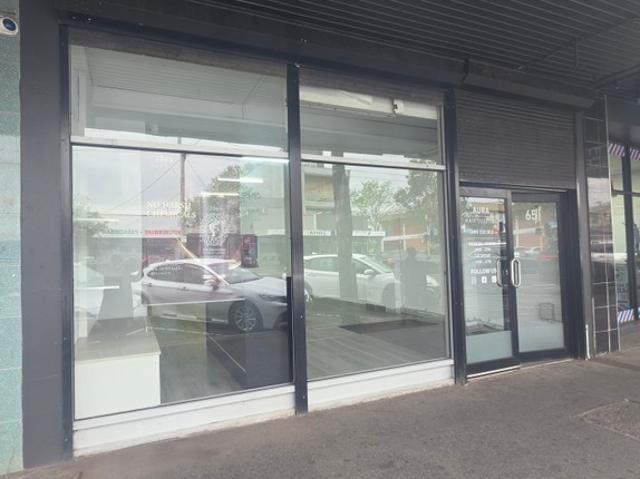 Retail for rent in St Albans, Melbourne