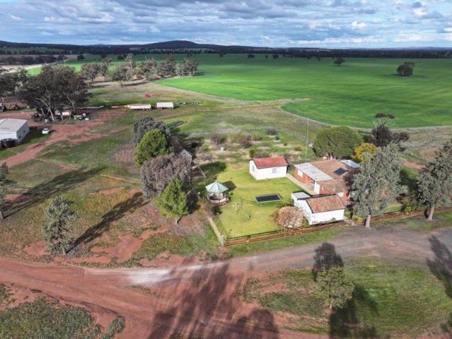 Acreage for sale in Tallimba, New South Wales