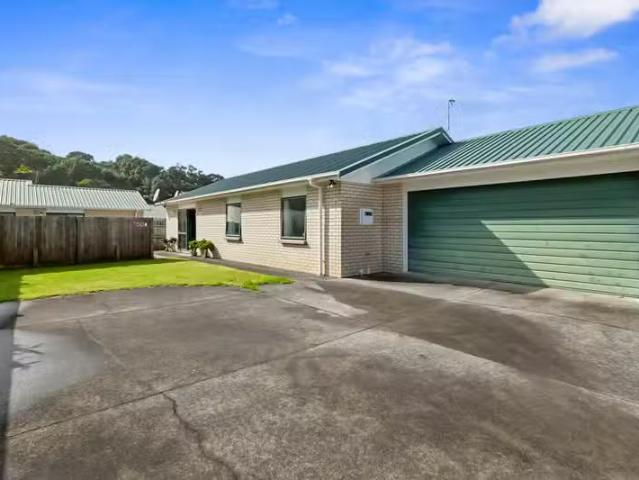 House for sale in Hillsborough, Taranaki